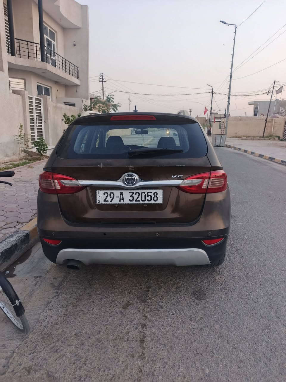 سلام عليكم
برلنس للبيع موديل 14 جاهزة من كلشي مكفولة عده بارد قليل بالخلف وجراد موضح بصور كير مكينه تبريد كفااله غرفة نضيفة سيارة ربع ماذب عليهاا جاهزة من كلشي سعر 73وبيهاا مجال للاستفسار
***********
