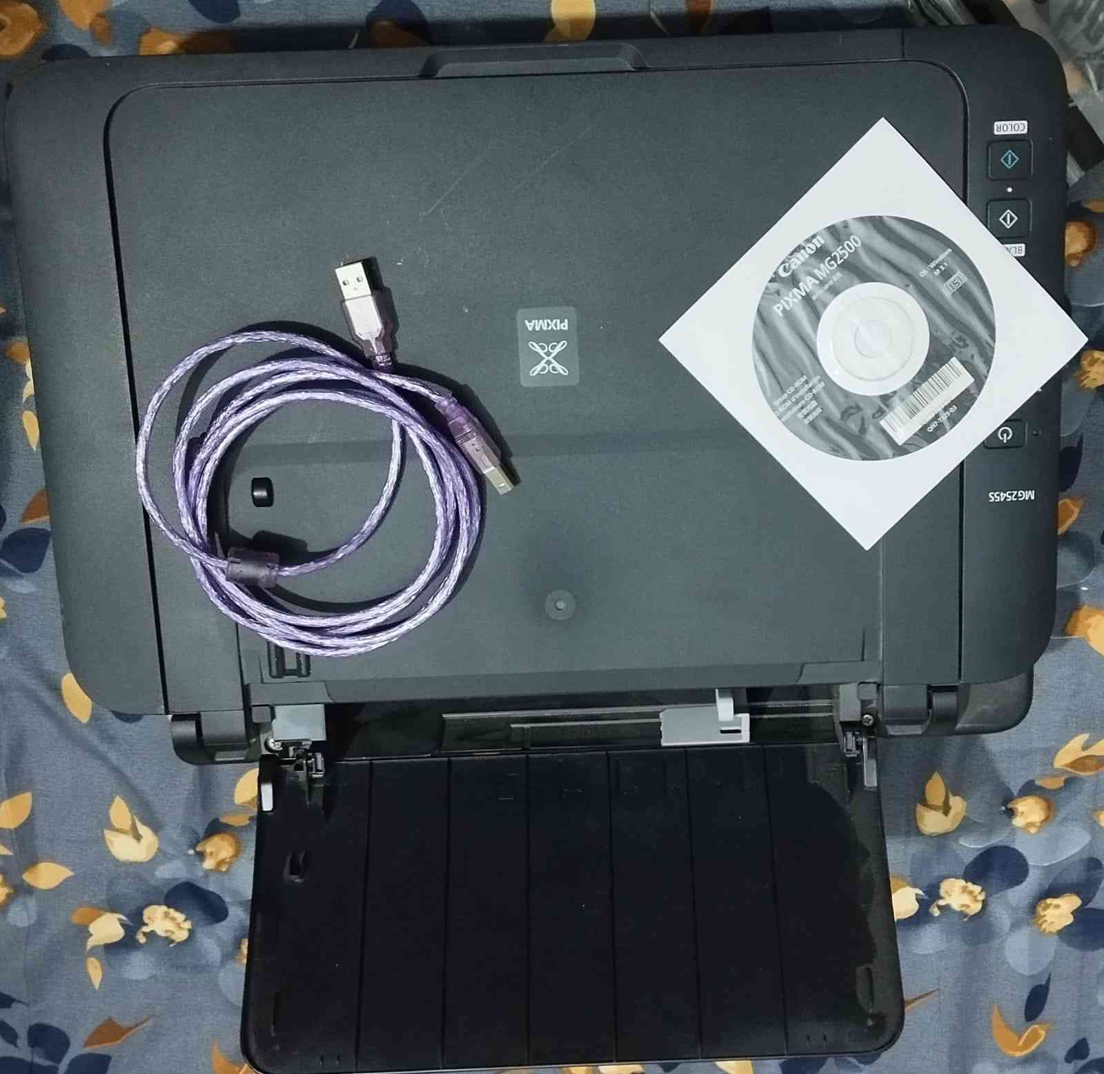 السلام عليكم  طابعة للبيع   سعر 70 وبيهة مجال للطيبين  الاستفسار على هذه الرقم/*********** مراسلة على الرقم والمايشتري لا يراسل رجاءً
