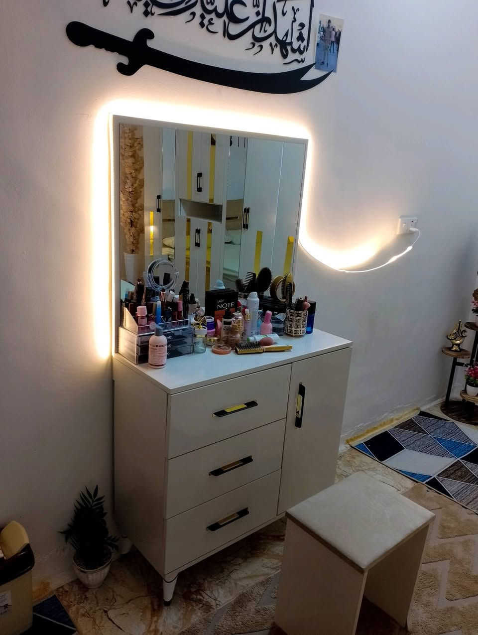 غرف نوم تركيه 7 قطع جديده سعر 750 وبيهه مجال بيسط لشراي عنوان/بغداد زراعي مال شعب حي المهندسين مقابل السده الي يحب يراسلني خاص ويدلل 👍


**إذا كنت صاحب هذا الإعلان وتريد حذفه لأي سبب، رجاءا أرسل رسالة إلى الدعم الفني**