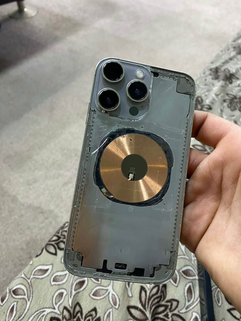 ئایفۆن ئێکس ئاڕ شکڵی گۆڕاووە بۆ ئایفۆن ١٥ پشتەکەی شکاوە بای ٨ هەزارە پشتەکەی ٢ سیم ٦٤ گێگا نرخ:100 هەزار کێ زوتر نامەی نارد پیرۆزی بێت السليمانية, العراق


**إذا كنت صاحب هذا الإعلان وتريد حذفه لأي سبب، رجاءا أرسل رسالة إلى الدعم الفني**