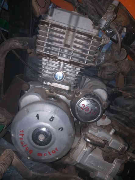 محرك جمره للبيع مشدود عليها مجفت
تجي وتسمع صوته كلش حلو 
جاهزل للشد 
بس انه سويت تبديل عام للستوته وبقه بس المحرك كلت ابدله
السعر 175 الف 
بصره تنومه 
***********
