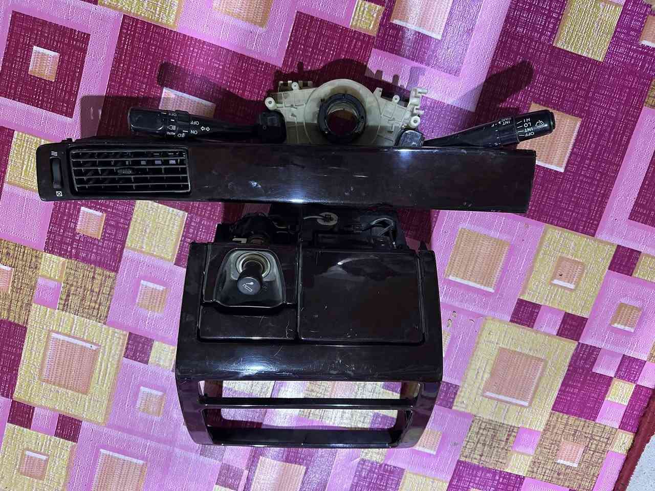 غراض راس الثور فلات
بطاين تخم جديد كرستال
عطر كرستال
دركه جنون ودركه راس الثور اثنينهم حاويه
برده خلفيه ثخينه تنفتح وتنسد
 ماطور ماسحات 
بولي مكينه vvt 3000
يدت ماسحات وشاره اثنين جدد تفصيخ
قرص هورن 
صاجيات كرستال الوصطيه والحافه ودكم باب سايق 
مكاني بصره الزبير


**إذا كنت صاحب هذا الإعلان وتريد حذفه لأي سبب، رجاءا أرسل رسالة إلى الدعم الفني**