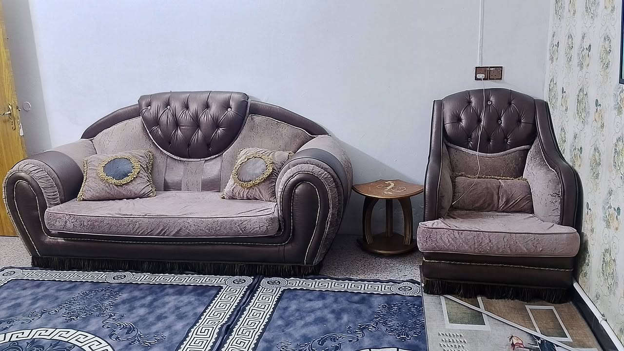 تخم تركي للبيع 10 مقاعد
السعر : 400 وبي مجال 
رقم الهاتف : ***********
