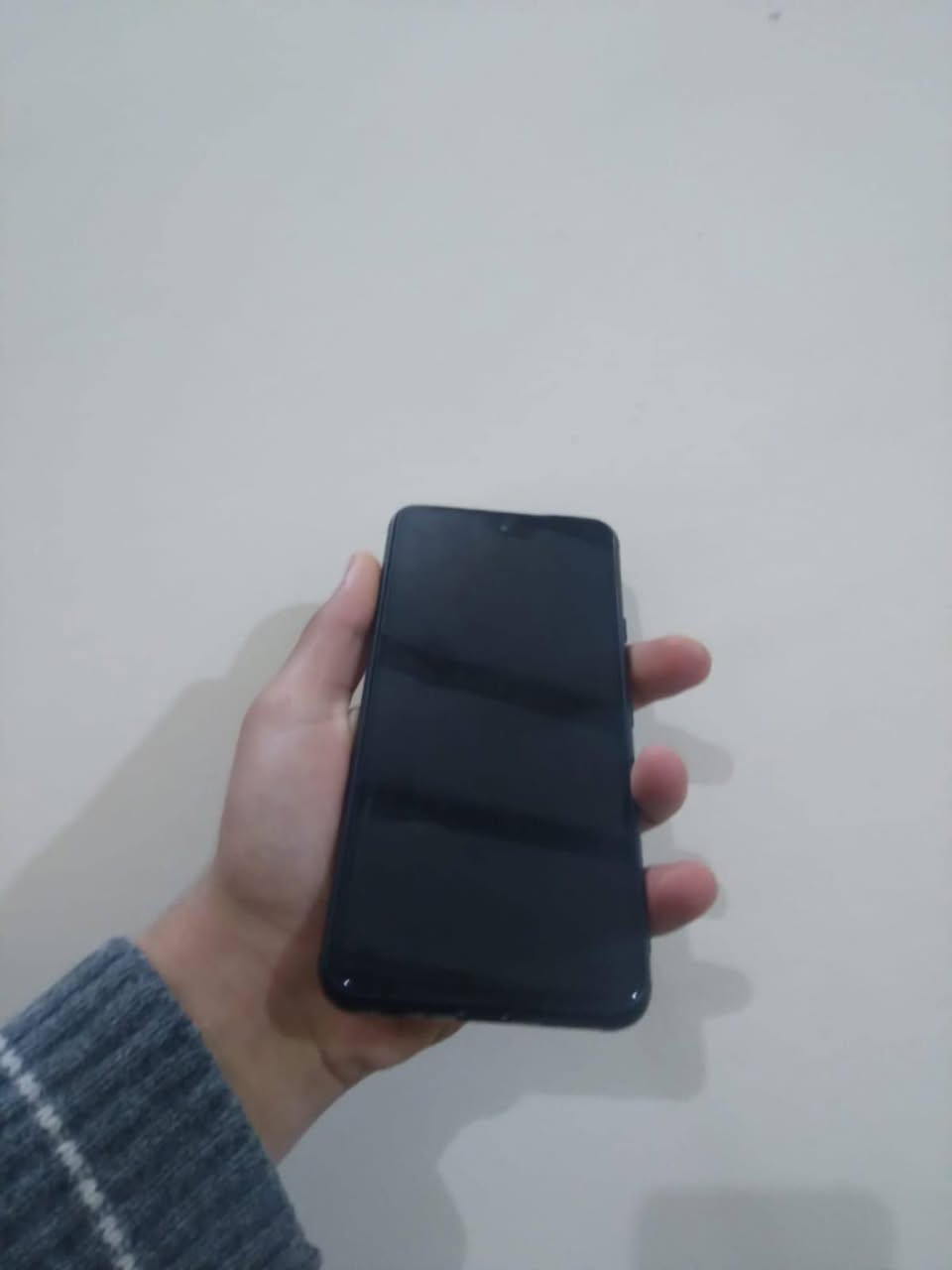 سلام عليكم موجود مبيل للبيع مبيل شاشه مبدله اصله وشرك خفيف بل شاشه ذكرتو 128الرام 6+6البطريه 5000 
للتوصل ***********
