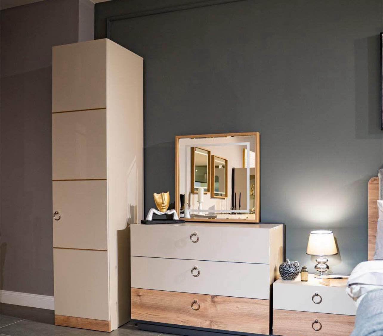 ‎ژووری نوستن. ڕاقی و شاز  
 سلیمانی 
Whatsup
***********‎ السليمانية, العراق
