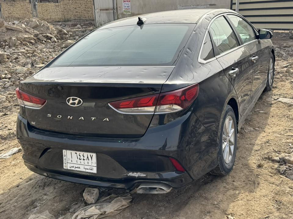 السلام عليكم سوناته موديل ٢٠١٨ حره محولبه وبيه صبغ جاملغ وبنيد مكان السياره ديوانيه
***********
