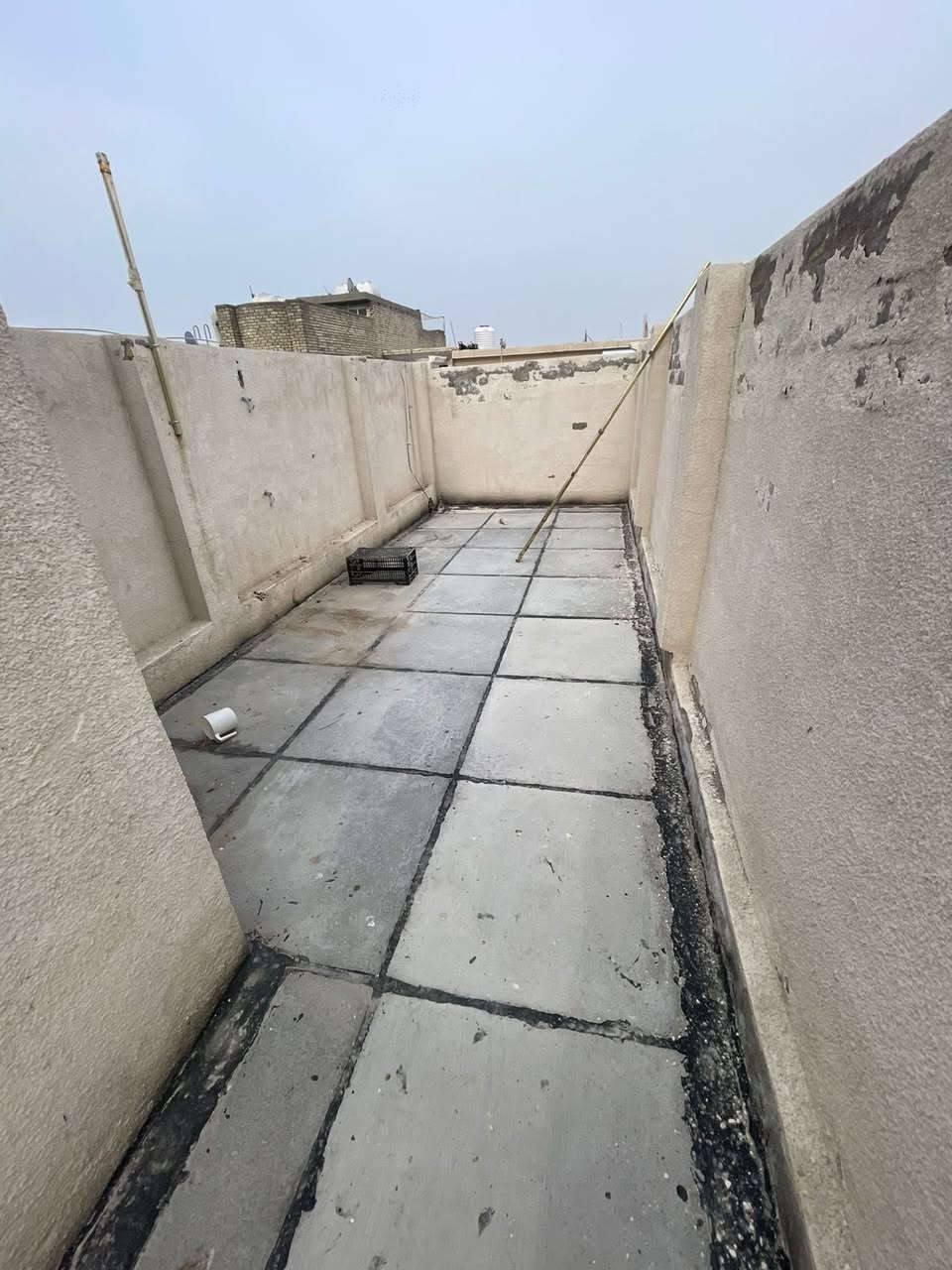 يالله مشتمل للبيع
مشتمل للبيع 57م
واجهة 3 ، نزال 19
طابق اول يحتوي ع استقبال وصاله ومطبخ 
وخدمات وغرفة نوم
وطابق ثاني غرفتين نوم وخدمات

📍موقع البيت : العقاري قرب مدرسة التربية

للأستفسار مكتب ارض الخيرات
*********** حسن العقابي
@الجميع
