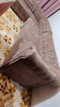 ديوان تركي • ٨ مقاعد • شامو ضد الماي