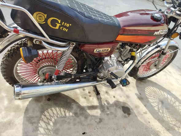 ماطور نامه برو 2018 جاهزه ونظيفه نقصها باتري واشاير كدام فقط مكينه وكير فول نشط مابيها عيب تايرات جدد مكان سهل نينوى برطلة تفاصيل وسعره ع رقم
***********
***********
