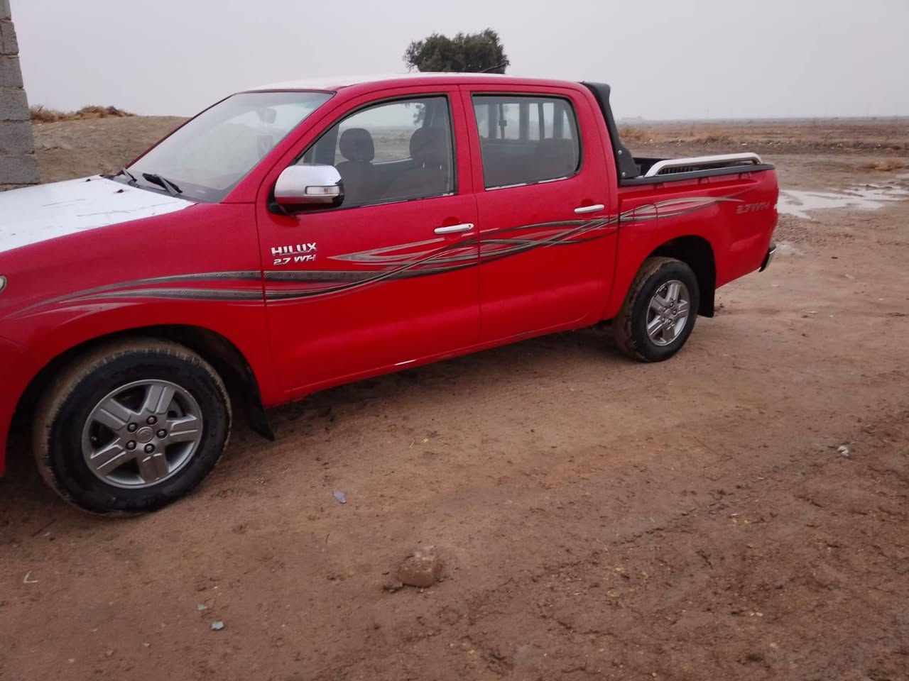 للبيع هايلوكس موديل 15 مكفوله كفاله عامه كير عادي رقم بصره تحويل مباشر سنويه 29 بأسمي تخم تاير جديد  سياره عل وضع الشركه السعر 195 المكان ذي قار للتصال***********
