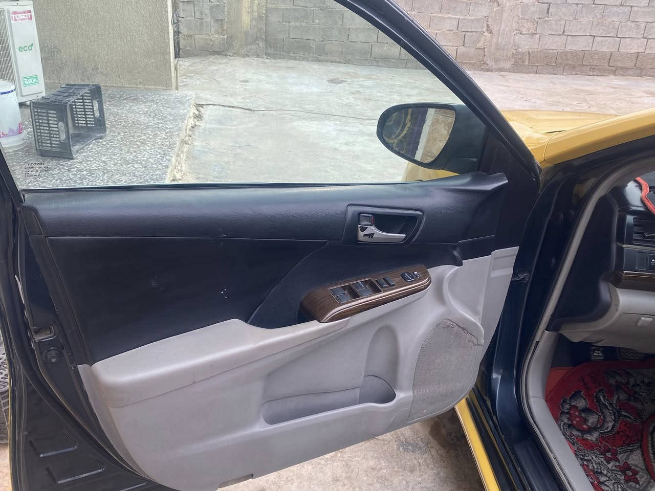 سلام عليكم كامري مديل 13 نضيفه ومرتبه جهزه من كلشي وبيه ضربه
 جامل ليمن ضربه خفيفه سياره جهزه من كلشي ‭٠.‬.
سعر ١٢٠  وبيه مجال 
‭٠٧٧١ ٢٨٢ ٧٤٠٠‬
