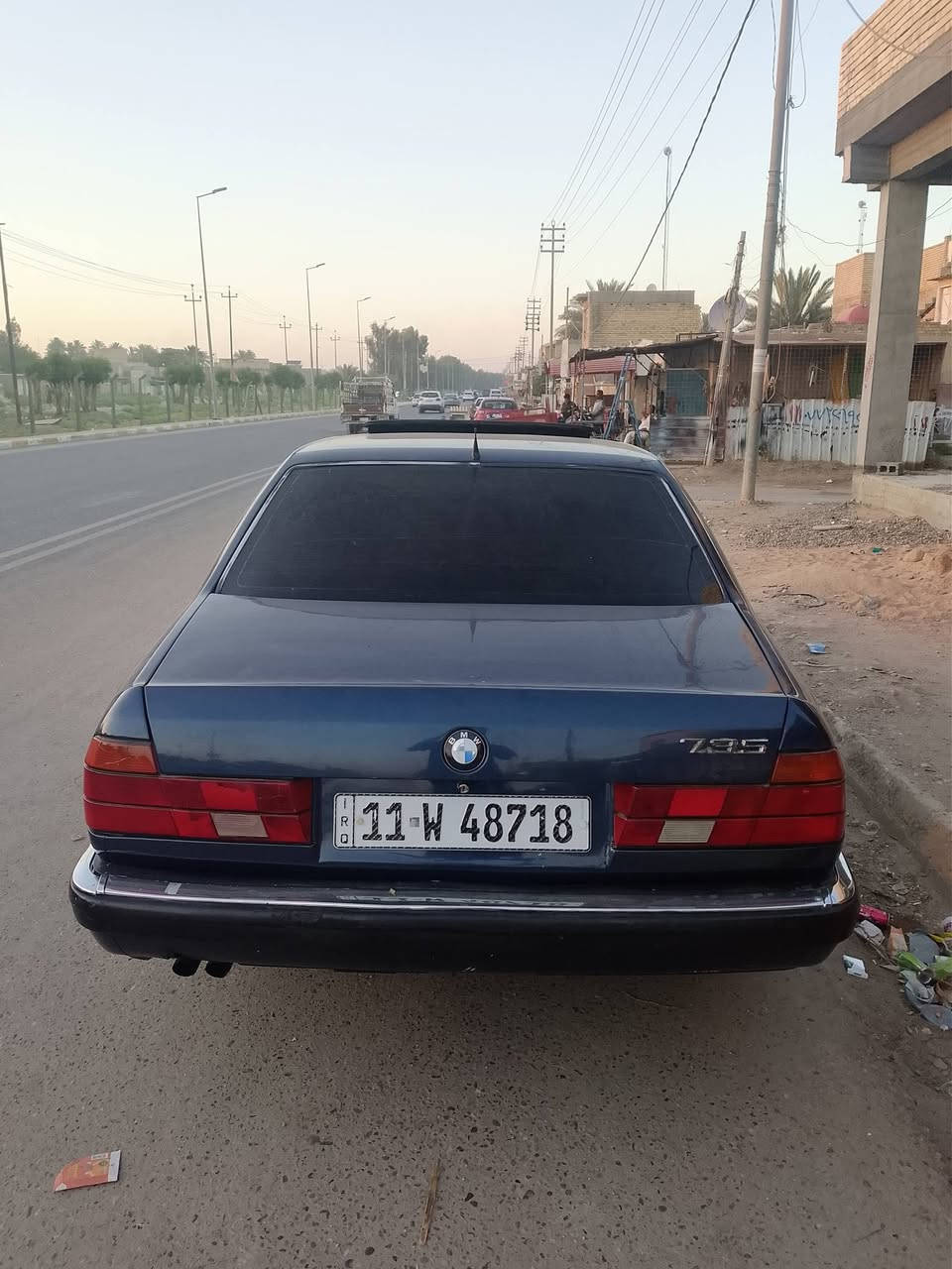 السلام عليكم
بي ام للبيع موديل ٩٠ بجم عريض محرك سته سلندر تبريد ثلج سياره جاهزه ونضيفه مكانه بابل سدة الهنديه السعر ٥٢ بيه مجال شراي اتصل ‏‪***********‬‏
