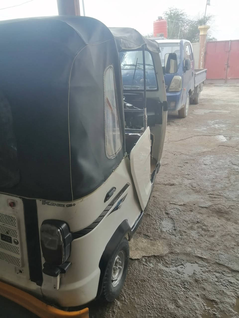 تكتك اوراق مديل 20 طالعه بل 21 حلوه نضيفه كبل للشارع السعر4500 وبيها مجال للشراي العنون بصره ابو لخصيب حمدان***********
