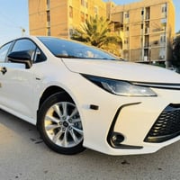 لـلـبـيـع  خـلـيـجـي  🤍🤍🤍 تويوتا كورلا هايبرد      موديل 2025  كفاله ع...