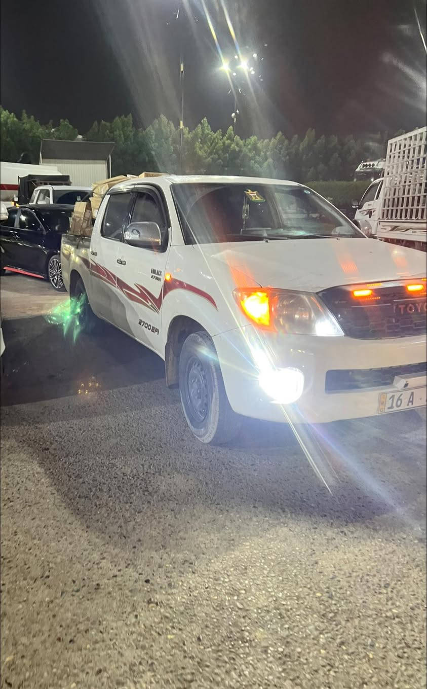 هايلوكس 2011
تيوتا رقم قادسيه للبيع مكان التاجي  ***********
