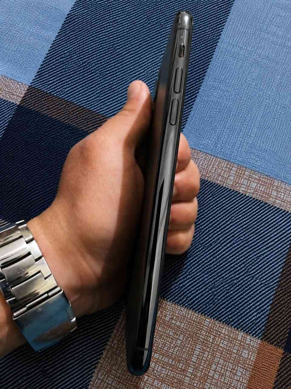 ايفون 11 برو ماكس نظيف شخط واحد مابيه وتر ذاكره 256 بطاريته 83 ع وضع شركه مراوس حسب قناعه او بوكو او ايفون 12برو ماكس ظهر مكسور وشكرا


**إذا كنت صاحب هذا الإعلان وتريد حذفه لأي سبب، رجاءا أرسل رسالة إلى الدعم الفني**