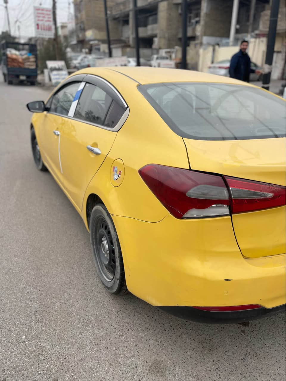 سيراتو موديل 15 خير من الله 
كامله من جميع النواحي حداديه تخم تايرات بصمه كشنات تدفئه تبريد فول عدا الفتحه رقم بغداد 

المكان : ديوانيه *********** بغداد, العراق
