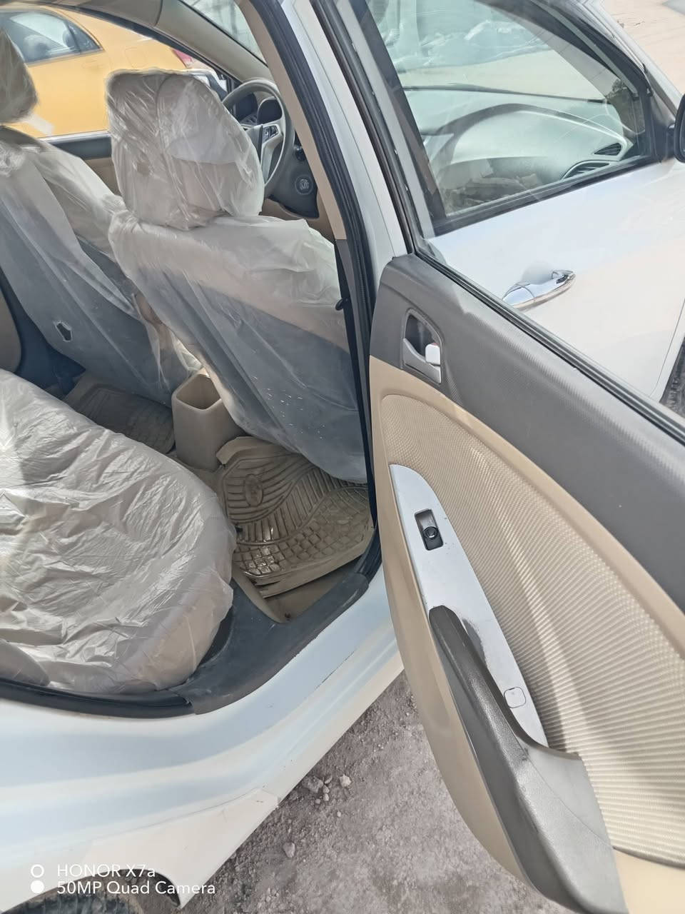 السلام عليكم اكسنت ابيض للبيع اومراوس بلانترا موديل ١٥ مكفوله كفاله عامه من الصبغ بيه شويه بارد وشويه تكحيل مخرك ١٦٠٠ خليجي تبريد ثلج تحكم ستيرن شاشه تاب كامرا دواره ويل كب رقم كربلاء سياره جاهزه السعر
١٠٥ وبيه مجال التواصل خاص


**إذا كنت صاحب هذا الإعلان وتريد حذفه لأي سبب، رجاءا أرسل رسالة إلى الدعم الفني**