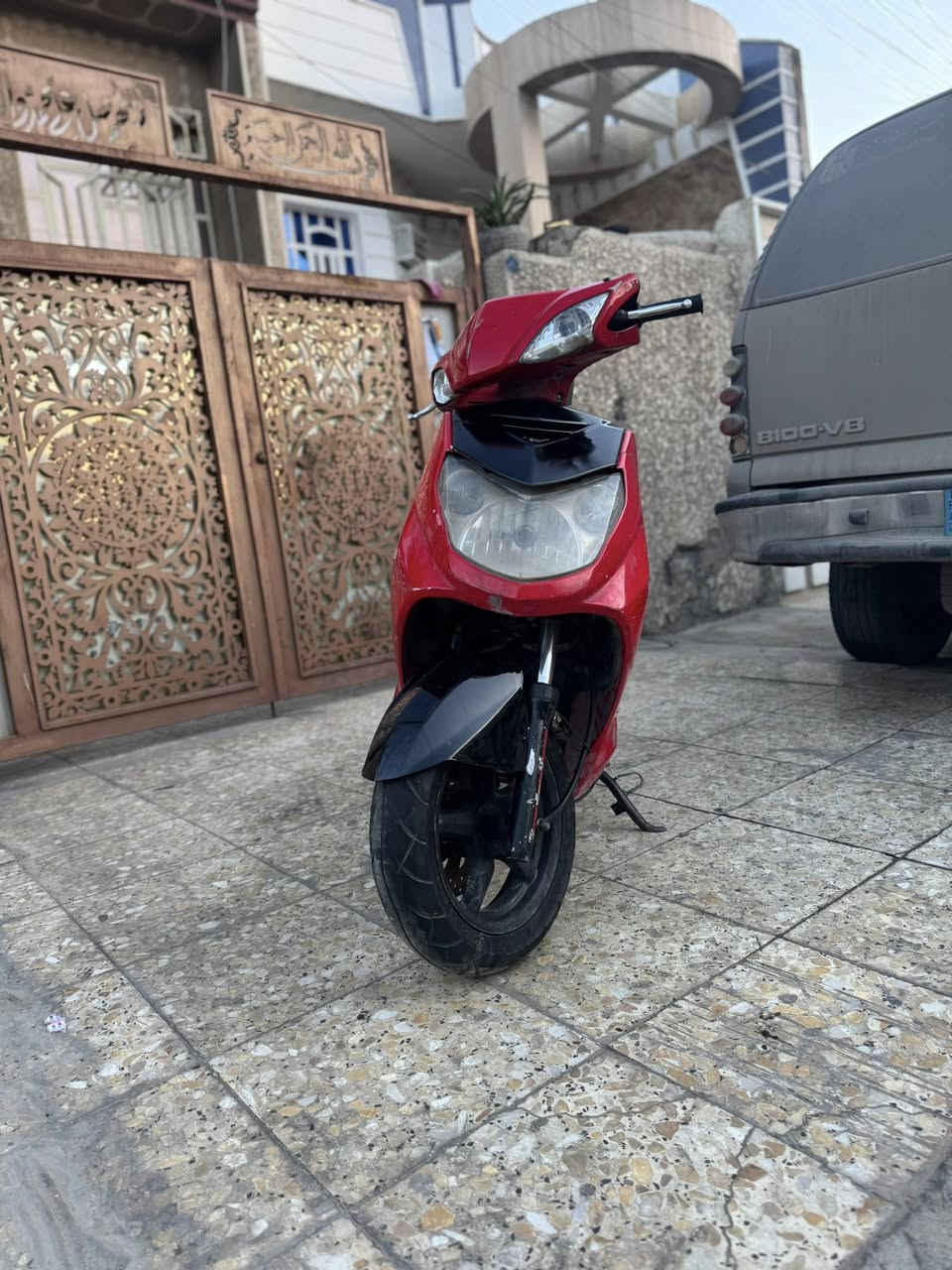 ا***********
السلام عليكم سكنس فحل ياباني نوزل استاند حساس مكينه غرسه مكفوله ما فتوحه كامله مابيه نقص كفاله دراجه ناعمه مينسمع صوتها مكفوله لا نضوح لا تبخير ولا مفتوحه السعر 575 
العنون بغداد البنوك
