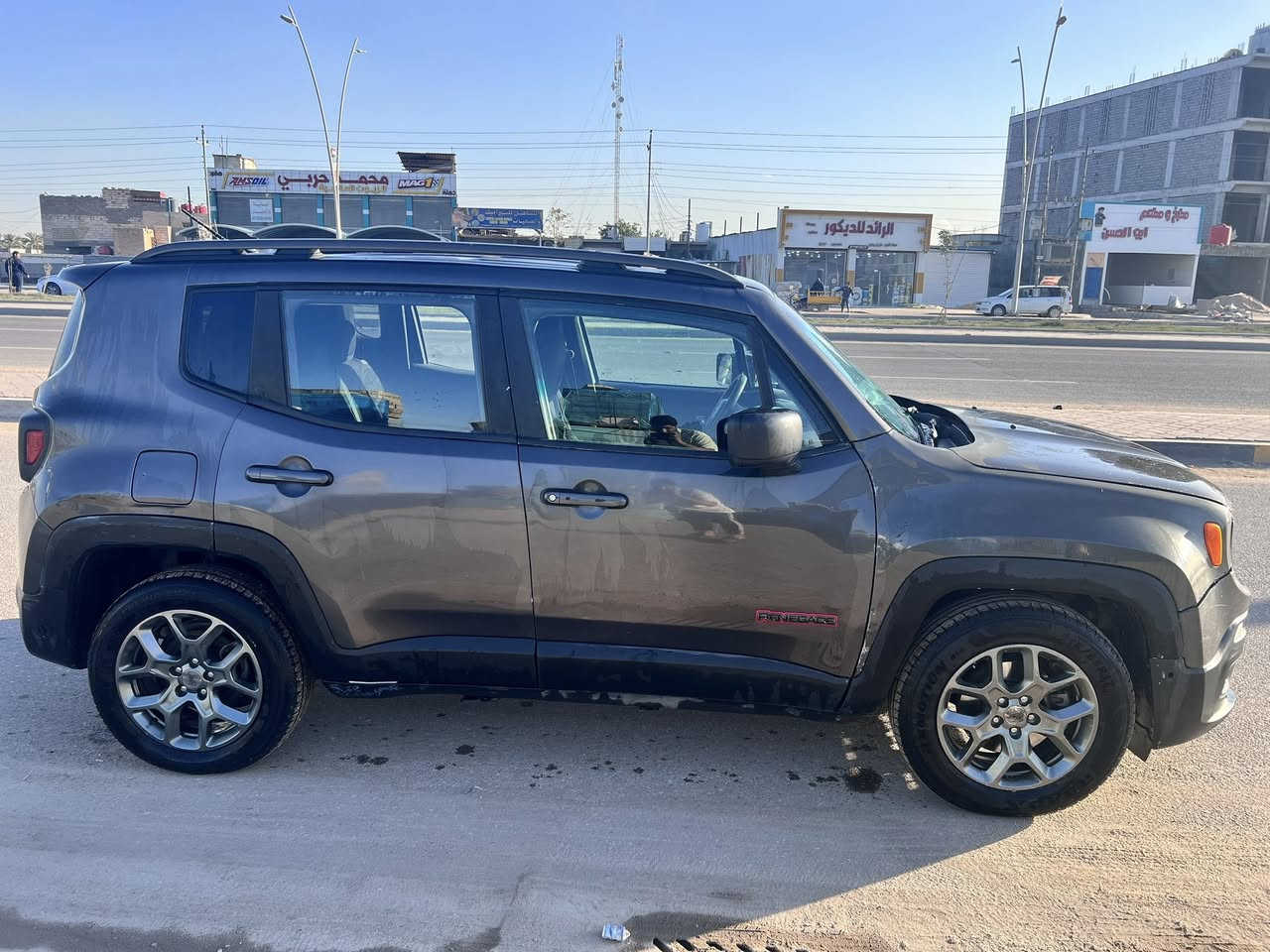 سياره جيب رنكل
***********
