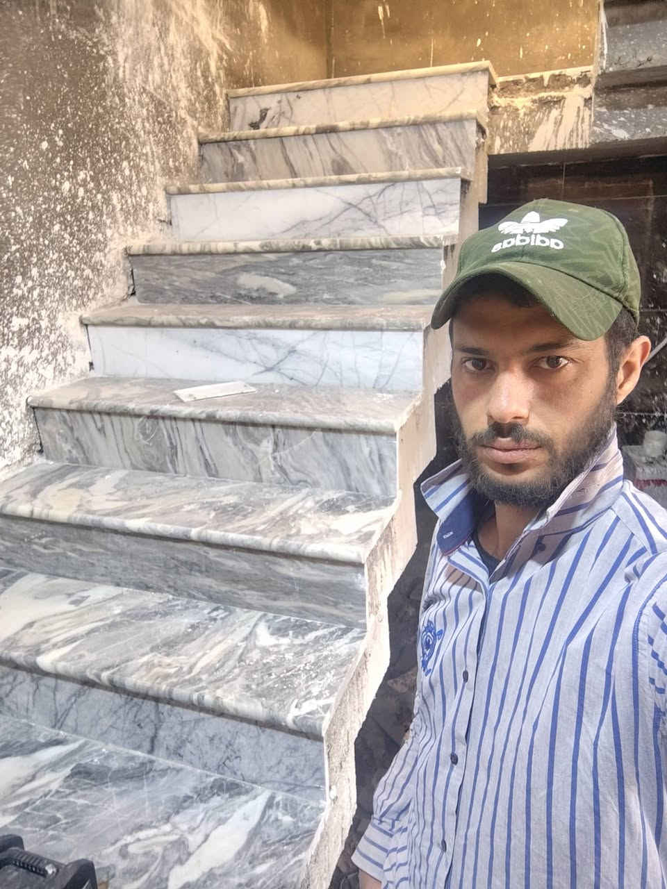 اتفضل وبلخدمه
👷‍♂️✨ خدمة تركيب السيراميك والمرمر ✨👷‍♂️

إذا ناوي تجدد بيتك أو تبني جديد وتحب الشغل يكون مرتب و مضبوط ✅
أنا أقدملكم:

تطبيك سيراميك بجميع أنواعه وأحجامه

تطبيك مرمر بأحدث الطرق

شغل نظيف، سرعة بالإنجاز، وأسعار تناسب الجميع 💯

📍 أشتغل بجميع المحافظات
📞 للاتصال والحجز: (***********)
    واتساب                ***********
خل بيتك يكون مثل ما تتمناه.. الشغل عليّ والذوق إلك
تم والحمدالله ختام احد مواقعنه 
_جدران الواح البورسلين 60×120 المنشأ  (هندي)
_ارضيه بورسلين  80×80 المنشأ (ايراني )
_ازاره 10س×80س 
درج مرمر 3سم (ايراني )
ومن الله التوفيق
@
