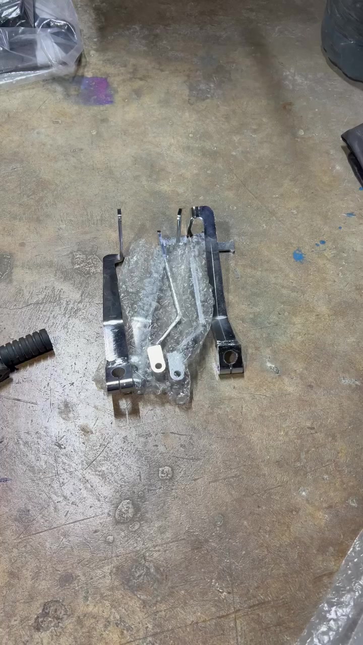 ماشاءالله سلام عليكم اخوان 
عتله گير تايوان
عتله گير توركي
عتله گير صيني 
عنوان كركوك 
رقم واتساب
*********** 
🏍️
