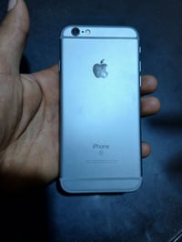 ايفون 6s نضيف مبدل بس بطارية كل شغال البصمه شغاله السعر 65 وبي مجال حك...
