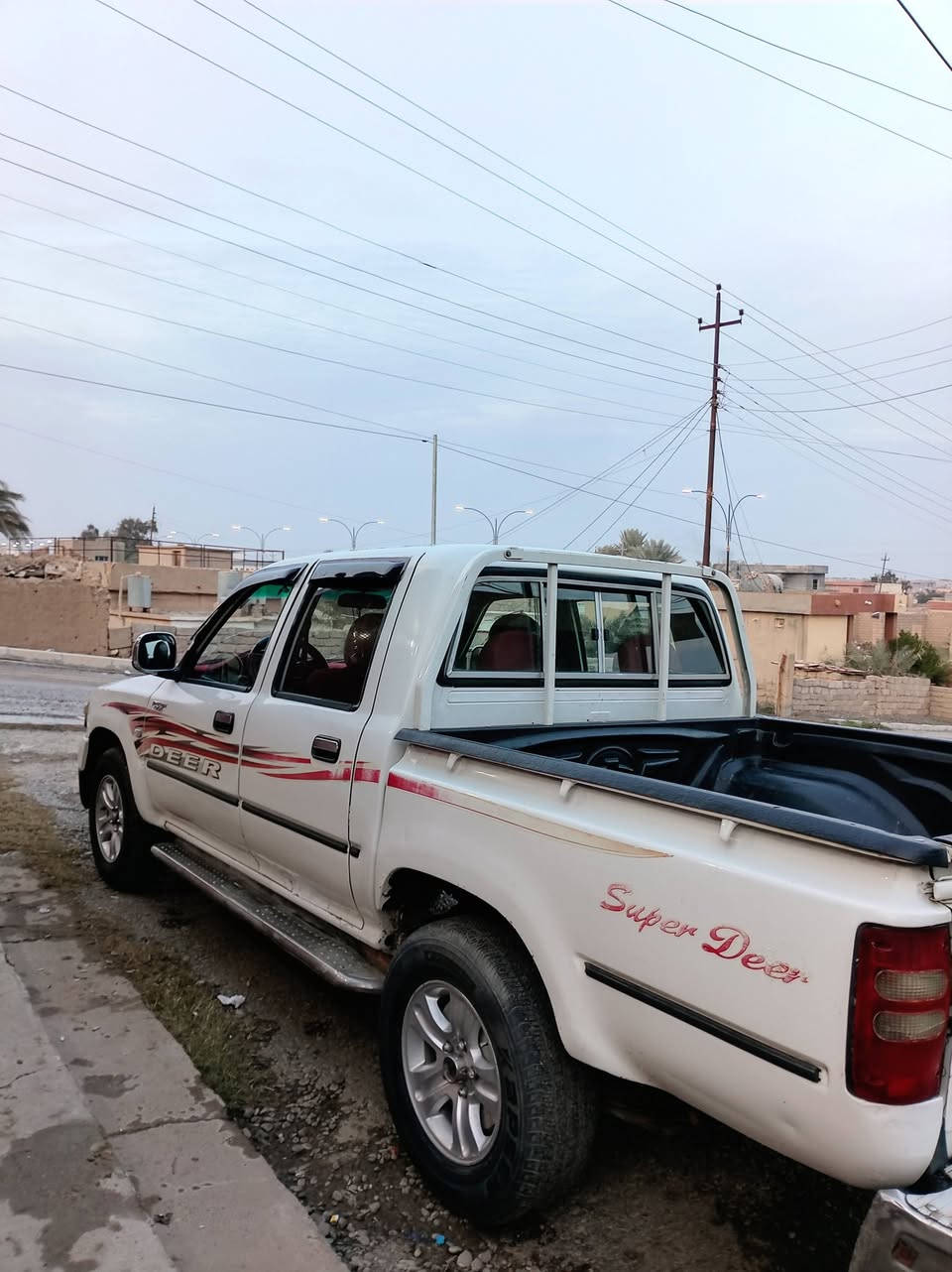 سلام عليكم سوبر دير للبيع موديل 2014 رقم صلاح الدين ألماني سنويه 28 تدفئه تبريد كهربائيات كلها شقاله السعر 60 ارقم ***********
