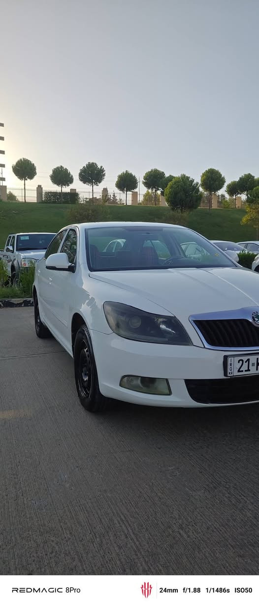 🚖سکۆدا ئۆکتاڤیا ٢٠١١ بیلاد تەکسی
تەکسیبوە کراوەتەوە بە قسوسی 
مەکینە ١٦ بیلادی   گێڕ عادی
ئاوێنە ئیشارەت + ئاوێنە کارەبای و هیتەر
شاشە ئایپاد
قفڵ مەرکەزی +٢ جام کارەبای
🥶تەبرید سارد و گەرم بەشەرت 
تەبرید مەرکەزی 
لایت عەدەسە وئۆتۆ 
توندو تۆڵی بەشەرت وەک تۆپ وایە 
فەحسی هەزەی تازەیە
سەنەوی تا ٢٠٢٨ تازەیە
تەحویل بەشەرت
چوار تایەی لۆک لۆکی لەبنە
گێڕ و مەکینە و کارەبای بەشەرتە
یەک قرچی پێشی هەیە ناوی نەگرتوە شایەنی باس نیە
ناو و دەری لۆک لۆک ماوەتەوە 
بەگشتی بێ مەسەرفە و کامل مەسروف کراوە 
لە سلێمانیم سعری ٥٧ گەڵاو مەجالێکی برایانە
*********** السليمانية, العراق
