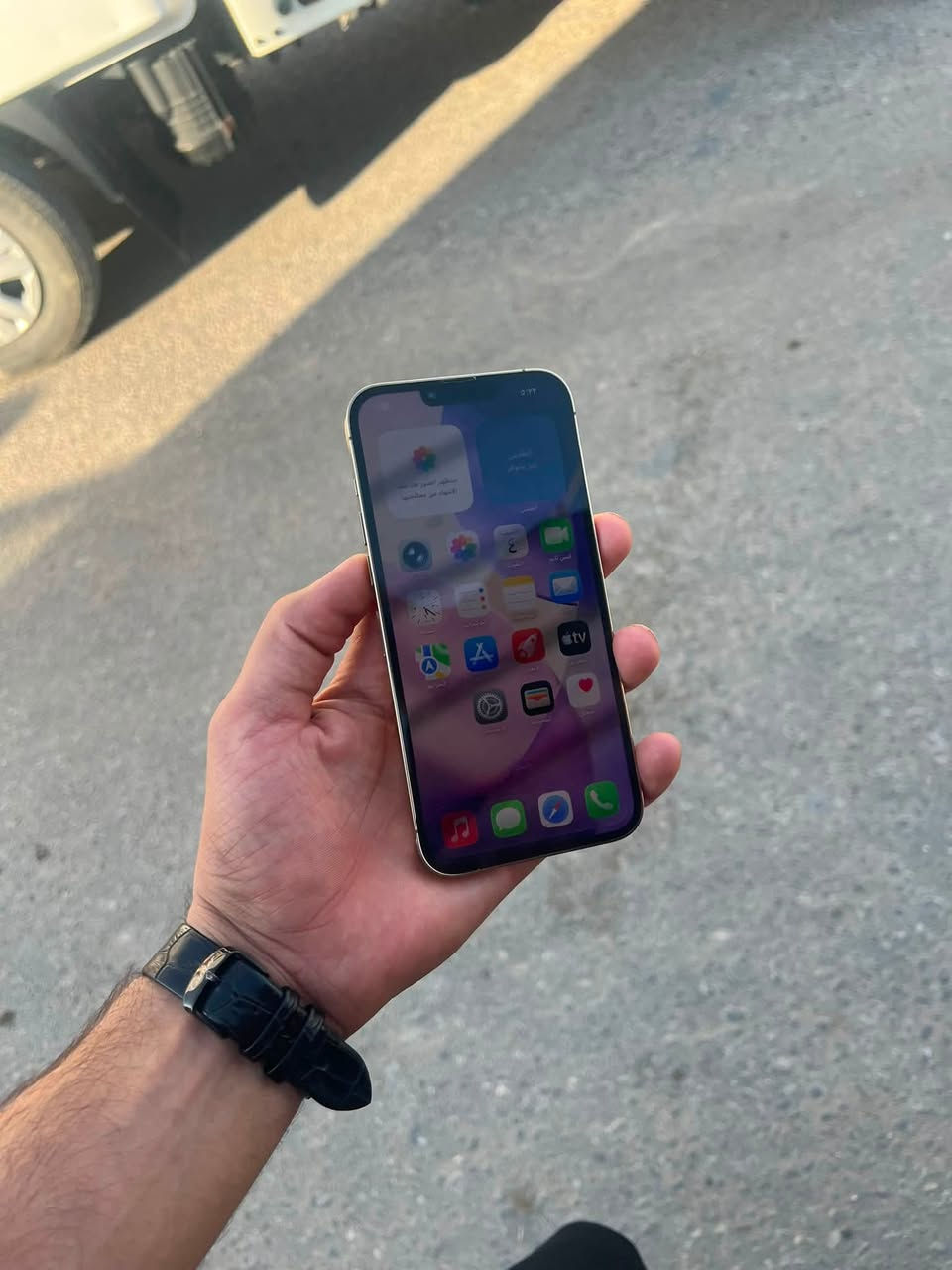 ايفون 13 برو ماكس جهاز مكفول وتر بروف  بطاريه79 ذاكره256  زلخ مابي  ونضيف كلش  سعر 670 الف ***********
