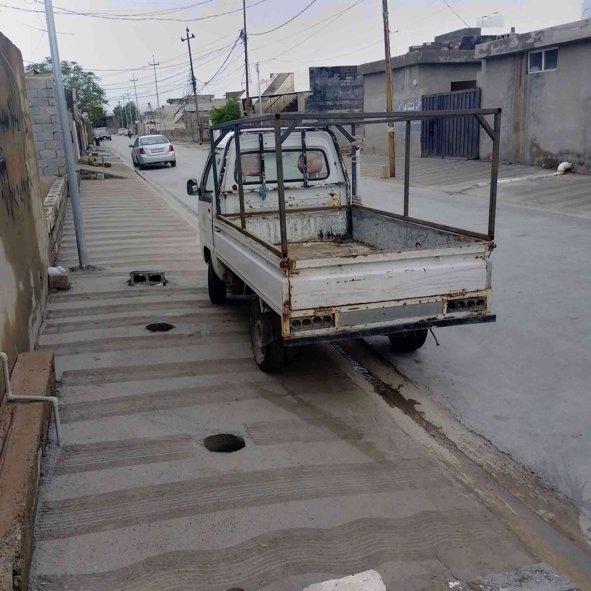 فاو للبيع محرك كير  مابيهن نقص تايرات 4جدد او البقيه جدامك السعر،12
رقم***********
