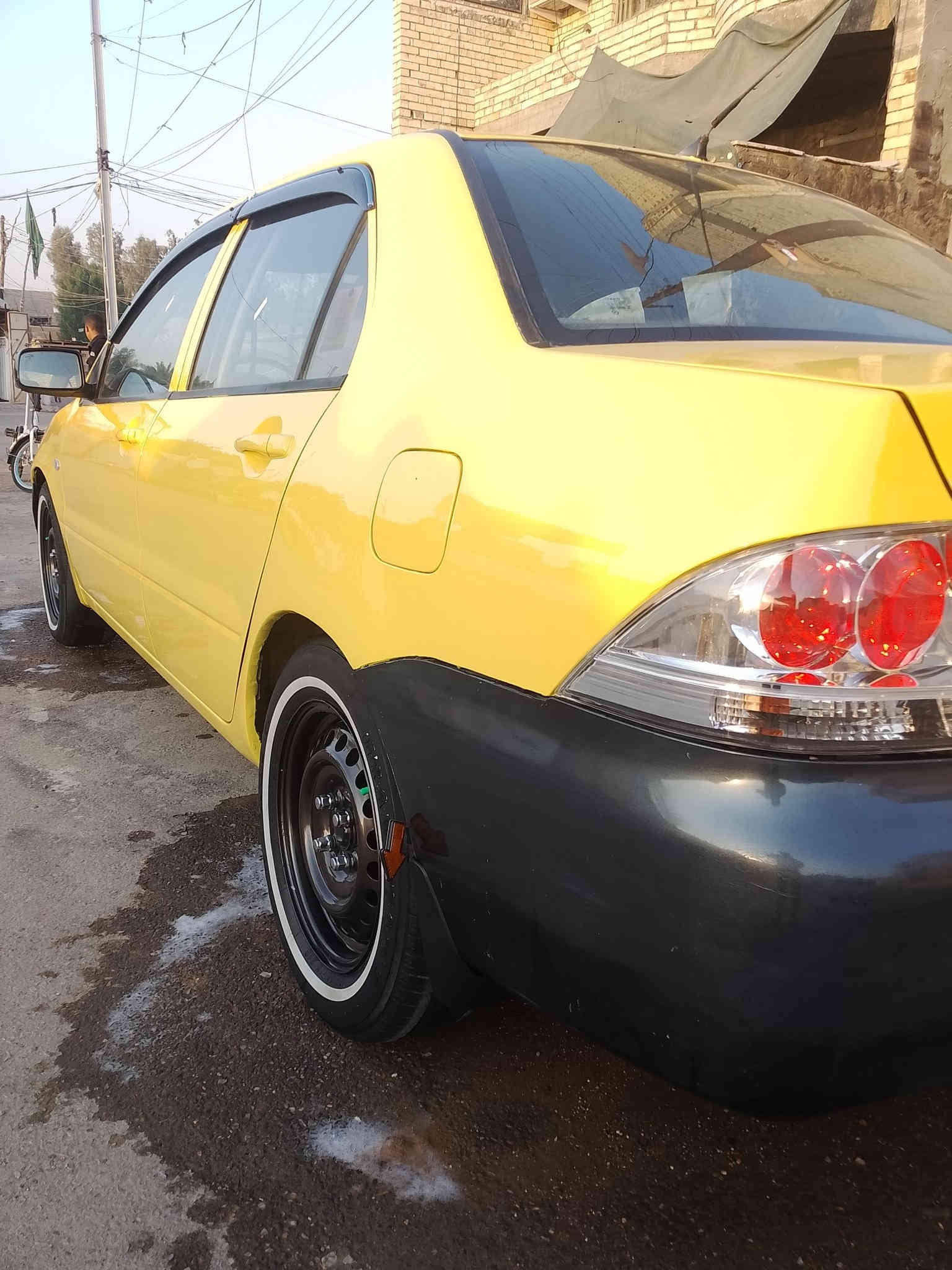 السلام عليكم لانسر موديل 2011 امريكي حادثه طخه ليوره خفيفه تخم تأير صدر جديد صبغه  جديده رقم بغداد مكينه تبريد خير من الله كير اوتماتيك سنويه لحد 27 عنواني بغداد الحسينيه الراشديه رقم الهاتف ***********
