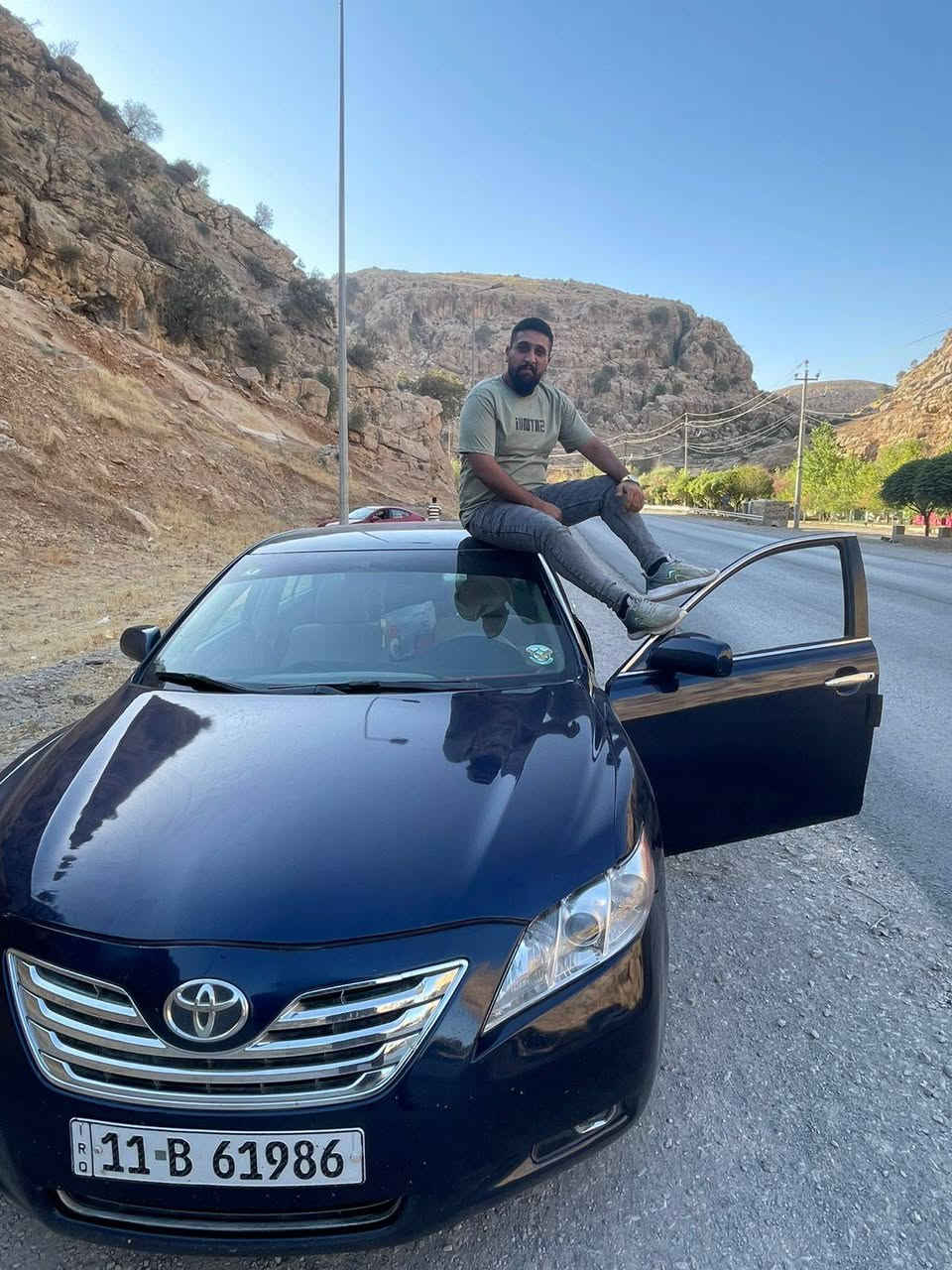 متاح كامري ٧ امريكي
4سلندر ٢٤٠٠
مكينه جديده لاتنقيص ولا تبخير
لتنقص دهن ولا مي
كير بحاله جيده مبدل فلتر ودهن قبل فتره
صدر خلفي جديد ذاك الاسبوع شاده
الامامي جديد مشط ستيرن جديد
ضاغطه جديده +  ادامه مجاول
تبريد منضومه جديده ثلج لا يبوخ ولا شي والكامري معروف تبريده.
اقتصاديه بالبانزين كلش
فيتبم عبوه كاماله مال افلون شاده
السياره مصبوغه عام جانت جارده
ترايك للبصره وين متريد اطلع ومأمن
حلوه وناعمه وجاهزه
شاشه كامره سستم صوت
تجوه خلفيه اماميه
مكاني بغداد غزاليه
***********
السعر ٧٩ بيه مجال (بسيط) 
رجا لحد يعاملني بالتليفون تعال شوفه وشوفك باليرضي الله لان الله شاهد صايره عليه ٩٠
