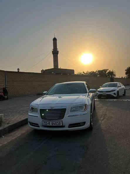 سلام عليكم
اوباما ١٣ وارد كندي
السياره بيها بنيد مقسم ومدكر مبدل  وبعض الملاحظات
رقم بغداد بسمي
5 مواصفات
السعر ١٨٣
*********** الزبير
