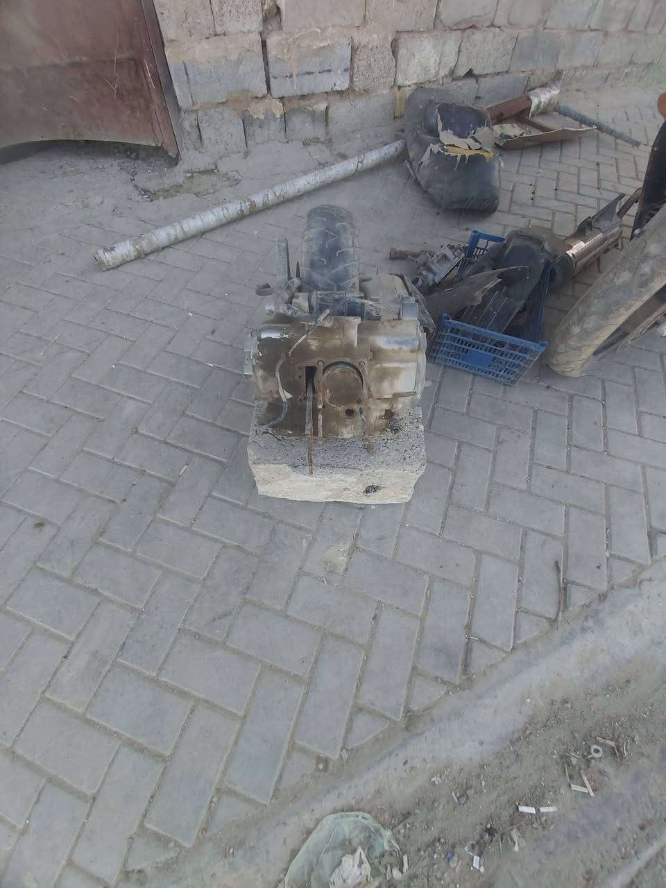 السلام عليكم فورزه 06 دراجه حلوه وكامله مكمله اي نقص مابيها مكينه كايمه نازله بل كاع اوراق كامله للدراجه تريد تفصيخ تريد شلع سعرها ٢٥٠ وبيها مجال جدا قليل دبلات مابيهن شي كهربائيات كلها شغاله مرايات يدات تدفئه كفرات كامله ولا واحد نقص دشبول نضيف شاحنه تايب سي ايفون بيها جداحه تشتغل يعني دراجه الي يجي يكلبها يعرفها شكد جديده المهم شباب مكانها بغداد زعفرانيه بيع او مراوس او تفصيخ شيعجبك بل خدمه


**إذا كنت صاحب هذا الإعلان وتريد حذفه لأي سبب، رجاءا أرسل رسالة إلى الدعم الفني**