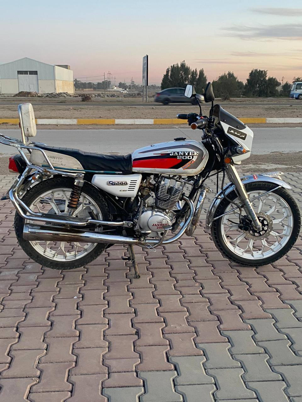 دراجه جني ابو الكله موديل 2023 محرك شرط مامطخوخ صبانه كهربيات سلف كله شغال دراجه نضيفه السعر650 وبي مجال الشراي يتصل ***********
