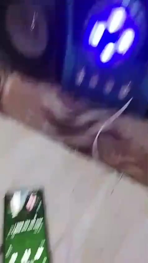 سلام عليكم شباب سماعات ٤ مضخم صوت عالي كلش يشتغل اواكس فقط تكدر تحوره تسوي بلوتوث
سعر ١٢٥ بيهن مجال مكاني بصره القرنه بني منصور واتساب متواجد ***********
