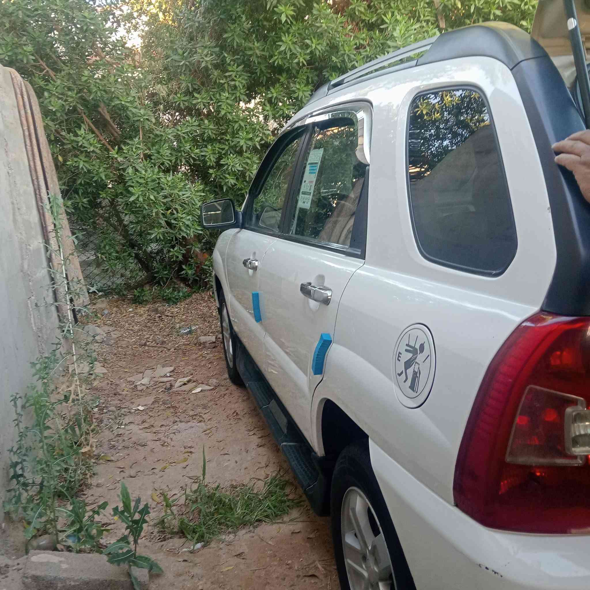 سلام عليكم كيه سوبرتج موديل 9مكينة 6 بيها بنيد مبدل بدون ضربة وبدون دواخل وارد امريكي تبريد شغال  تخم تاير جديد السعر100  المكان بغداد  رقم الهاتف ***********
