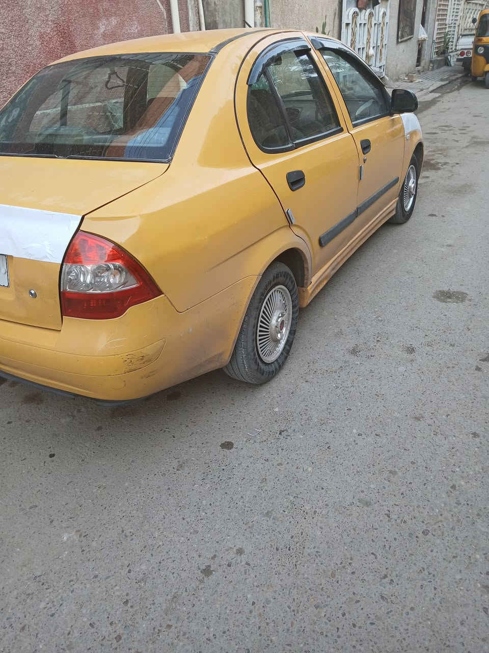 السلام عليكم من رخصه الادمن المحترم طيبه موديل 2015مكينه وكير حلوات صدر جديد مصفره سنويه 27 تحويل مباشر للبيع السعر 32مكان بغداد الشعب للستفسار ***********
