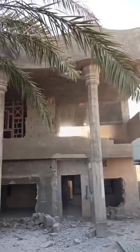 تفليش كافت المنازل والمحلات القديمه بمواده يعني ماخذ فلوس بس المواد واسويلهيا كاع وحدل وسبيس العنده الاتصال او مراسله واتساب ‏‪***********‬‏
