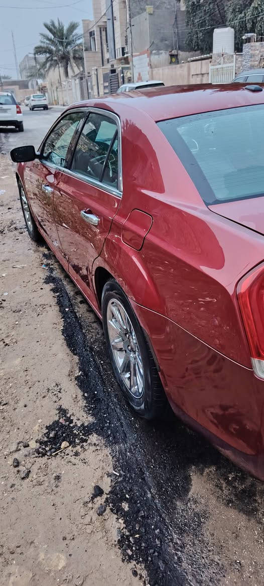 موديل 2012 سياره جاهزه وخير من الله ظررها خشم الجاملغ الايمن والايسر بدون داخل بدون لغد بدون فتح بنيد تشتري ع سونار مكان السياره بابل السعر اتصل وبيك خير وتدلل ***********
