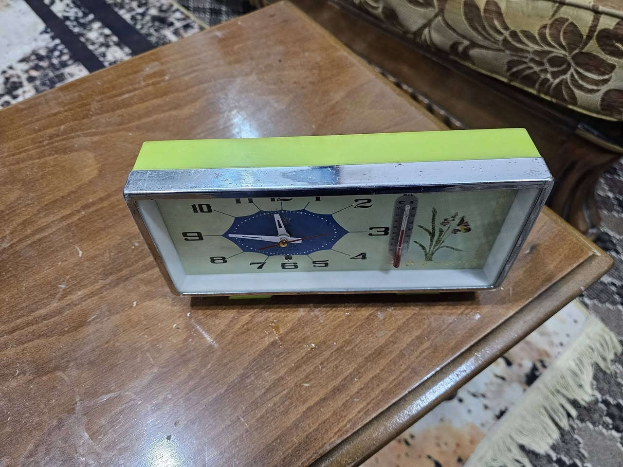 ساعة منضديه تكويك ام المنبه مع محرار صيني قديم بحالة جيده جدا


**إذا كنت صاحب هذا الإعلان وتريد حذفه لأي سبب، رجاءا أرسل رسالة إلى الدعم الفني**