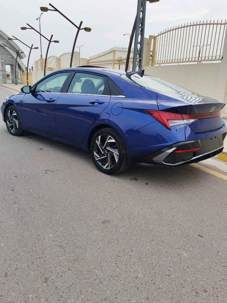 النترى 2025 هايبرد وارد أمريكي
فول فول مواصفات بصمة سلايد فتخة سقف 
شاشة كبيره لمس كاميرا حاسه راردارت حاسات 
 تحكمات ستريت بلوتوث اوكس كار بل 
 محرك 4 سلندر بصمة  فتخة سقف 
محرك كير واير بشرط مامفتوح 
سيارة حيل نظيفة كلشي عل بلاد جديد 

سيارة مابيـها دينار مصرف كامل من كل نواحي
مكان السيارة فلوجه 
السعر 163
***********
