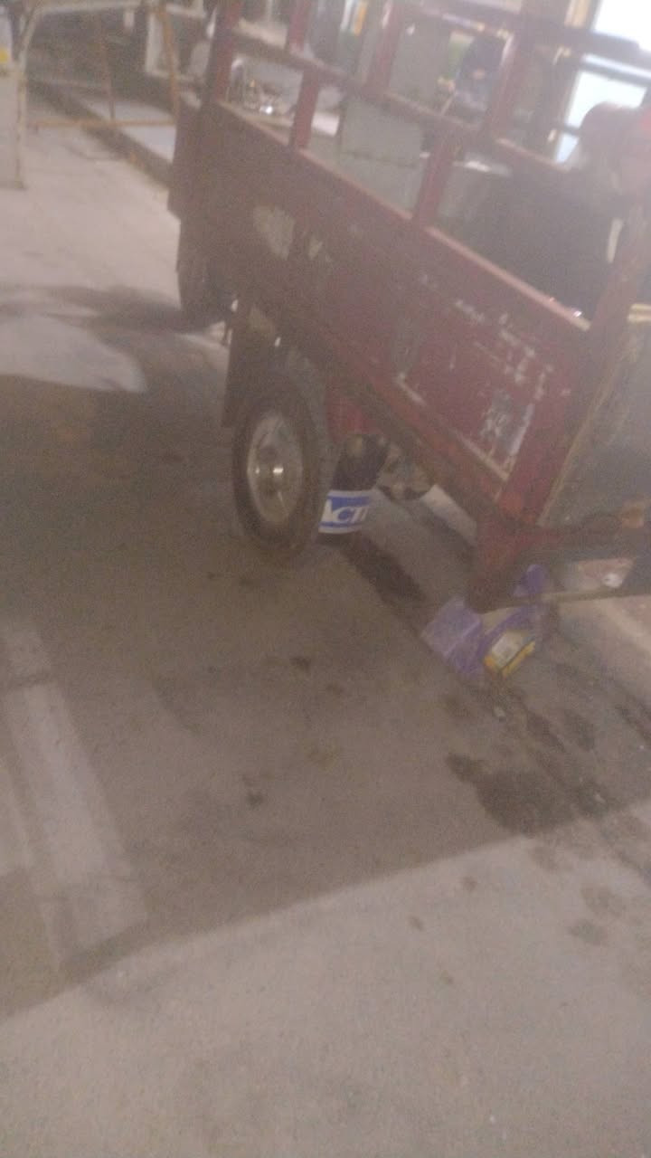 للبيع دايوان اكسن كبس اوراق كاملة مكان بغداد حي انصر السعر  800 شراي ينتصل مكلف بنشر  ***********
