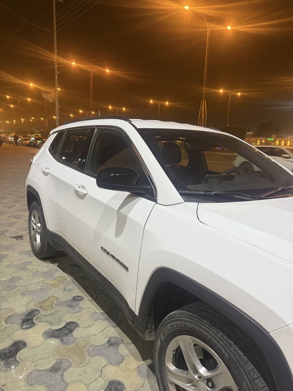 جيب كومباس امريكي للبيع !
حادث بنيد وجاملغ بارد في الجاملغ الخلفي بدون دواخل 
ادامه كامله سياره جاهزه من كلشي واحله من الي بلصور 
كشنات جلد بصمه رادارات حساسات شاشه كبيره لمس 
محرك 2000 تريبو 
ماشيه 18 الف كيلو
السعر 145 وبيه مجال 

***********
***********
