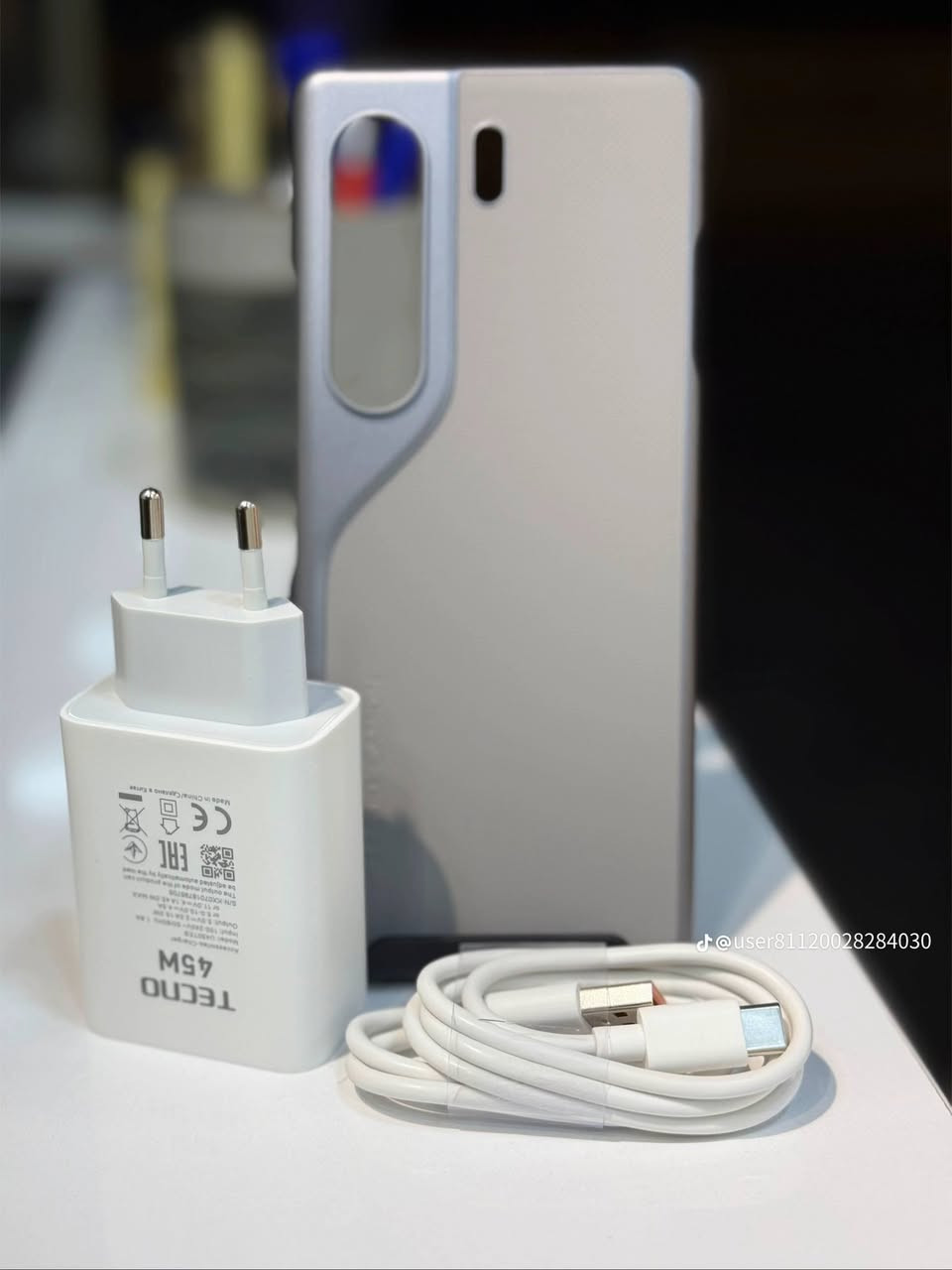 سلام عليكم جهاز تكنو كامون ٤٠ ابرو جهاز جديد ستخدام قليل  مكاني كربلاء طوريج *********** 
السعر ٣٥٠وبي مجال 
بيع مستعجل
