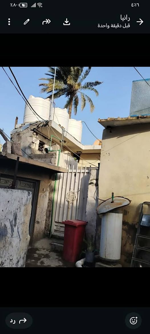 بيت للبيع موقع/////
 (خرنابات) مساحه ١٢٨ 
غرفتين ستقبال صاله درج داخلي طرمه مطبخ  صحيات خارجيه  منور   لسعر ٣٠ وبي مجال


**إذا كنت صاحب هذا الإعلان وتريد حذفه لأي سبب، رجاءا أرسل رسالة إلى الدعم الفني**