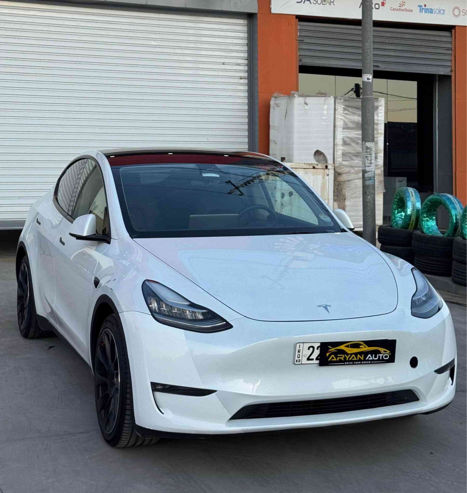 Tesla Model Y Dual motor Long Range
تيسلا y دبل ماتور 
فقط صندوق صبغ 
بدون دواخل بدون ارباك
شوي تعديل جملغ سكن امامي
عداد : ٤٠ مايل
سعر ٢١٥
***********—*********** أربيل, العراق
