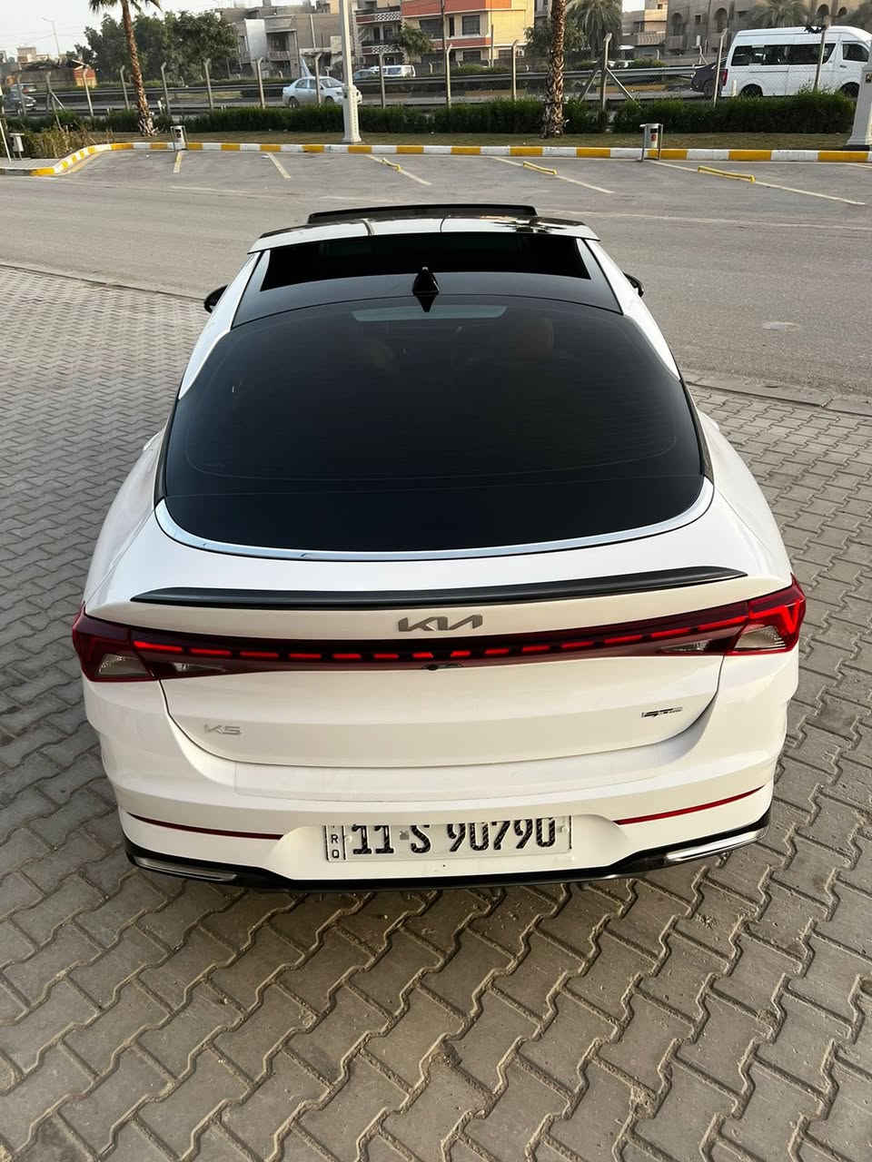 السلام عليكم كي فايف موديل 2024
مواصفات جي تي لاين فوول للاخير
1600 تيربو 
مواصفات 
بانوراما 
بصمه
كشنات تدفئة 
استيرن تدفئة 
شحن هاتف لاسلكي 
قياده ذاتيه ؏ الخطوط السريعه
هاند بريك بصمه
تشغيل عن بعد 
مثبت سرعه 
نضام ABS
مانع انزلاق حساس أطارات 
بك لايت ليد
شاشة
كامره دواره
الاسلكي 
شاشه اعطال
ويل كورم لونين
رادار جانبيه
مراقبة النقطة العمياء
رادار الخطوط البيضاء 
اشاير بالمري 
كشنات جلد احمر
مقعد للسائق قابل للتعديل كهربائياً
لايتات ‏3 عدسات 
نضام قياده أيكو + سبورت +سمارت +نورمال
بلوتوث + aux + usb
فول تحكم ستيرن
كير أوتو + عادي
ئوتو بريك 
‏ ‏الخريطة
ستيرن حرف. Led D +  زينون
توقف ذاتي عند الرجوع
صندوك بصمه
‏AUTO HOLD
تصميم خارجي رياضي
نظام الملاحة
مصابيح خلفية LED
مصابيح ضباب LED
لاسلكي Android Auto 
 ماشية ٣٣k

حادث : بنيد ومبدل نفس اللون  وبارد شبر الجاملغ الايسر   
  
السعر 193 
الرقم ***********
