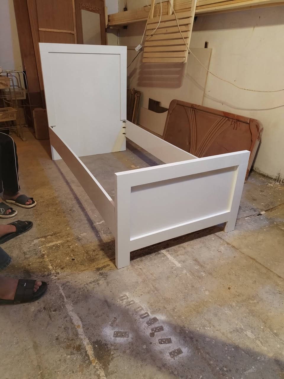 شغل حسب الطلب تزكام خشب تركي سرير +كنتور بابين  للاستفسار مراسلت الصفحه او اتصال ع الرقم ***********
